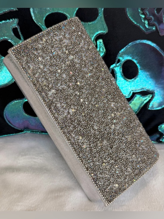 Jessica McClintock Handbags - Vintage Gunne Sax by Jessica McClintock Silver Metallic Evening Clutch